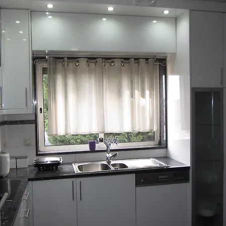 Superior Helena's Porto Corner *